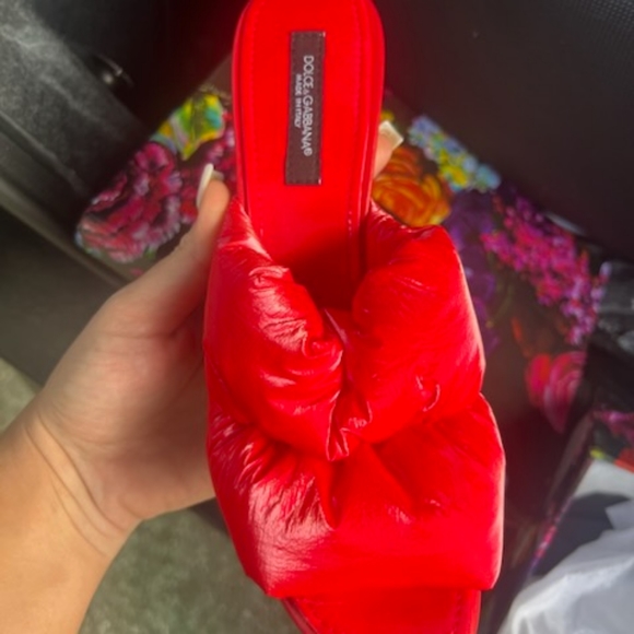 DG wedges - Picture 2 of 5